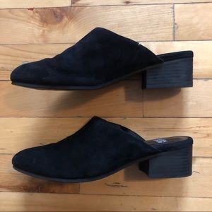 Eileen Fisher Sylvia Suede Mules - Black Size 6